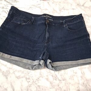 UNIVERSAL THREAD Blue Mini Jean Shorts Size 22W